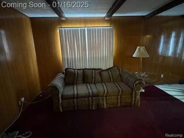 19170 WALTHAM Street, Detroit, MI 48205