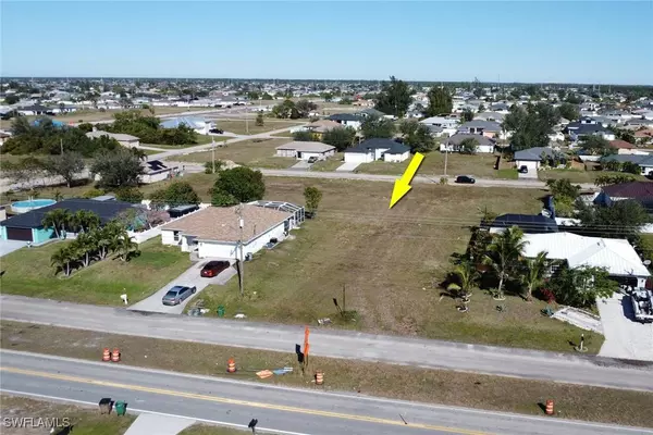 831 Diplomat Pkwy E, Cape Coral, FL 33909