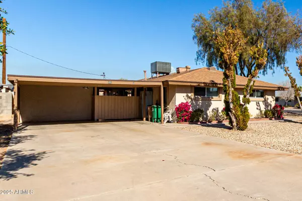 802 N LOS ROBLES Drive, Goodyear, AZ 85338