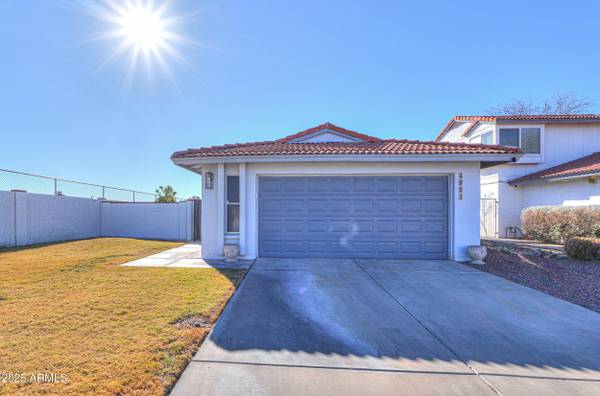 4901 W CROCUS Drive, Glendale, AZ 85306