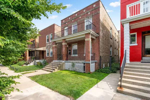 4923 W Henderson Street, Chicago, IL 60641