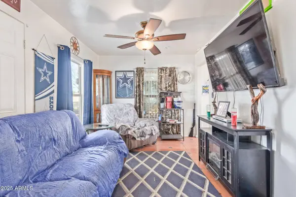 5309 W GARDENIA Avenue, Glendale, AZ 85301