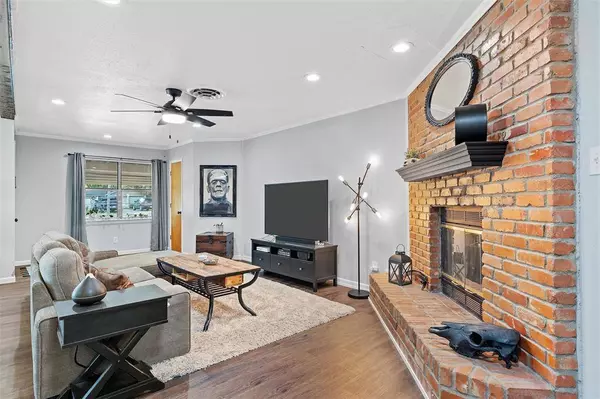 1027 Park Drive, Hillsboro, TX 76645