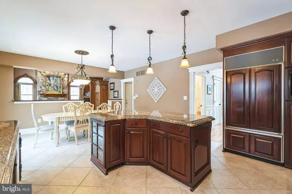 19 LOWBRIDGE, Medford, NJ 08055