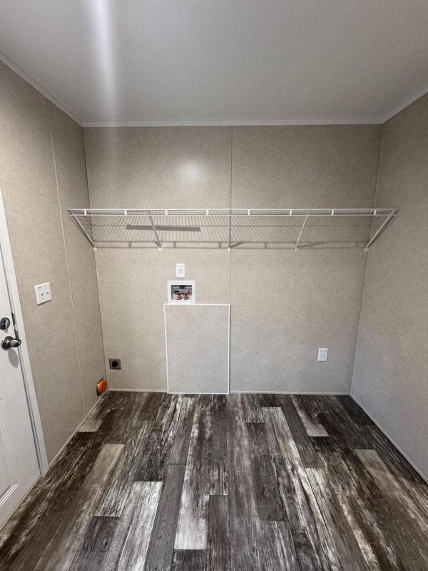 174 Wyman Rd, Eutawville, SC 29048