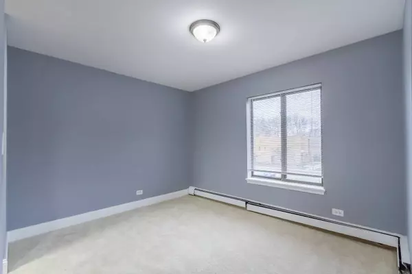 1931 Prairie SQ #233, Schaumburg, IL 60173