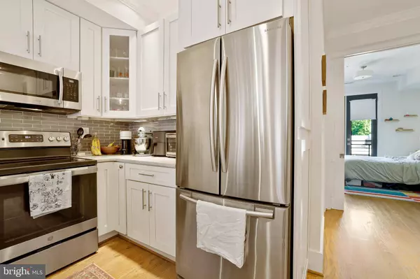 1423 MERIDIAN PL NW, Washington, DC 20010