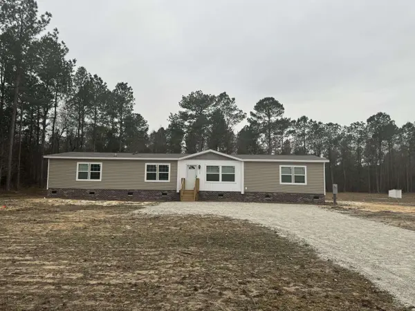 186 Wyman Rd, Eutawville, SC 29048
