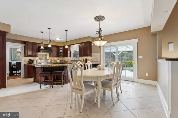 19 LOWBRIDGE, Medford, NJ 08055