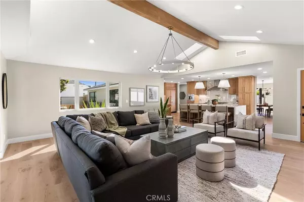 2995 Ceylon DR, Costa Mesa, CA 92626