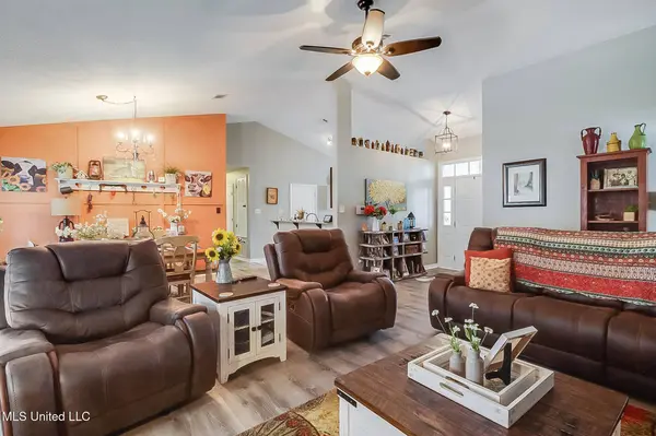 13047 Glennwood Place, Gulfport, MS 39503