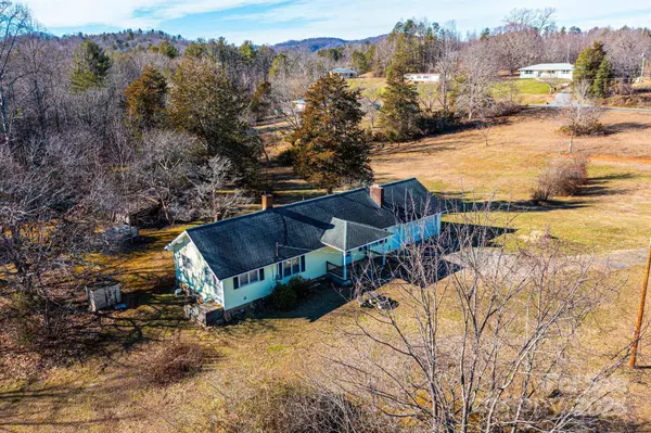 4663 Kings Creek Church RD, Lenoir, NC 28645