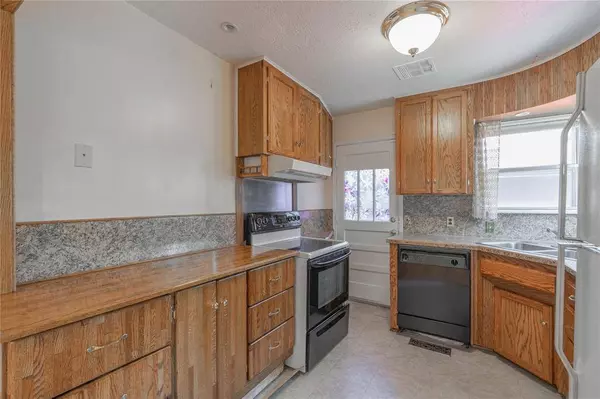 910 Borum PL, Oklahoma City, OK 73110