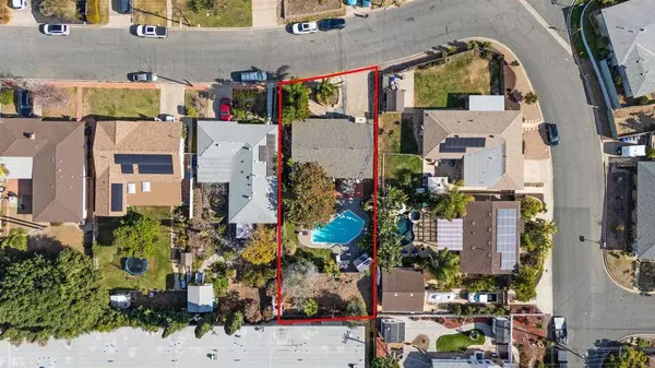 5100 Harmony LN, La Mesa, CA 91941