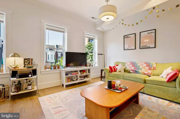 1423 MERIDIAN PL NW, Washington, DC 20010