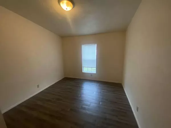 69 Maple DR, Shady Cove, OR 97539