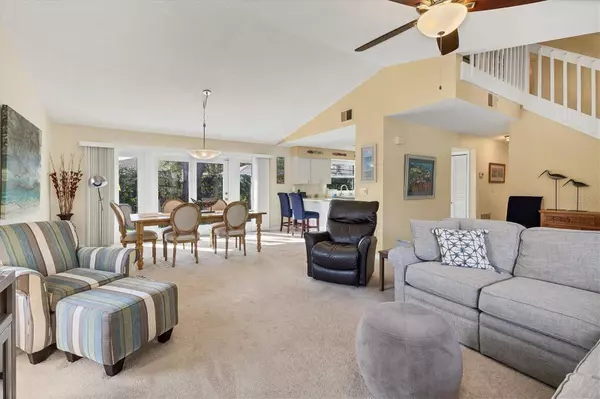 6804 ARBOR OAKS CIR, Bradenton, FL 34209