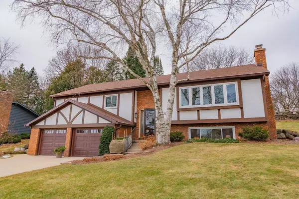 1514 Parmenter Street, Middleton, WI 53562