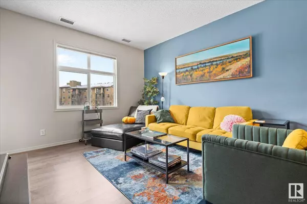 #235 7825 71 ST NW, Edmonton, AB T6B 3R9