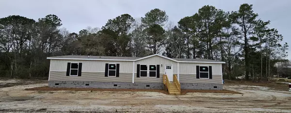 126 Addison Rd, Harleyville, SC 29448