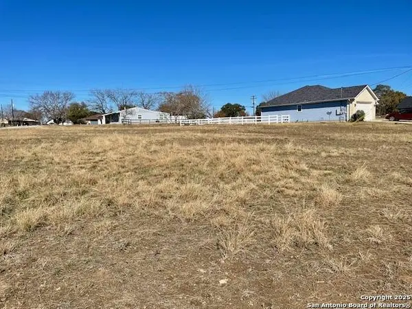 NA (LOT 11) Spring Creek, Bandera, TX 78003