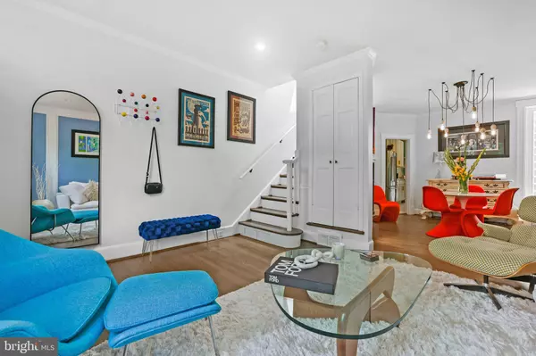 1215 33RD ST NW, Washington, DC 20007