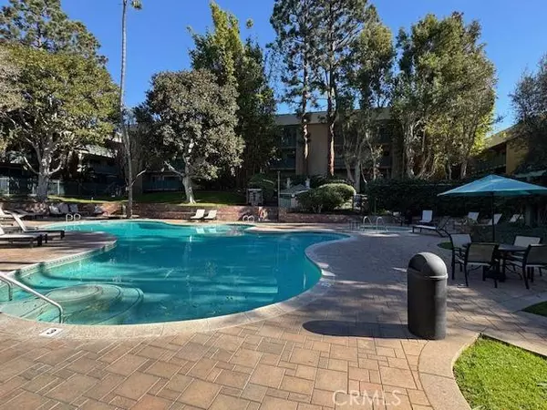 564 N Bellflower BLVD #203, Long Beach, CA 90814