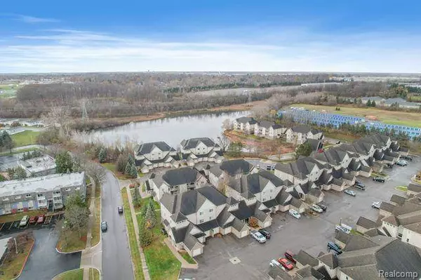 867 Amanda Lane, Pontiac, MI 48340