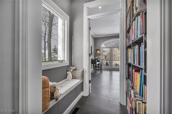 3838 Weymouth Woods DR, Medina, OH 44256