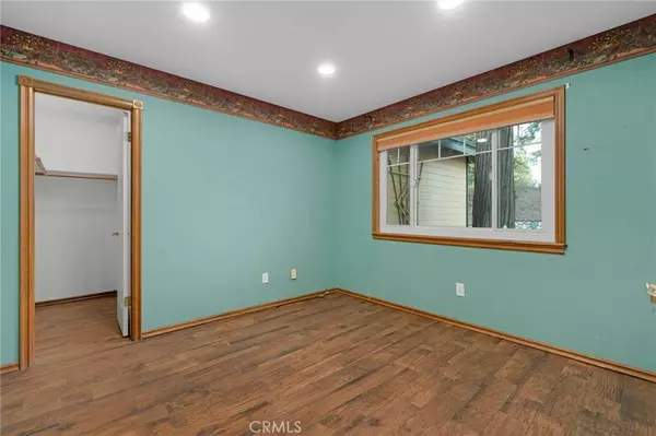 26061 Augusta DR, Lake Arrowhead, CA 92392