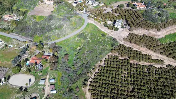 1560 Camino Corto, Fallbrook, CA 92028