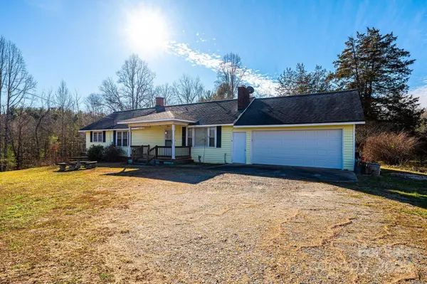 4663 Kings Creek Church RD, Lenoir, NC 28645