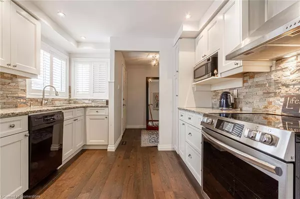 1501 Upper Middle Road #3, Burlington, ON L7P 4M5