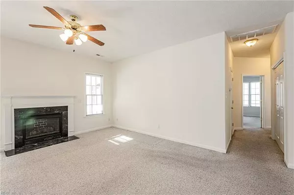 3712 Mulberry LN, Williamsburg, VA 23188