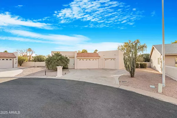 25434 S MICHIGAN Court, Sun Lakes, AZ 85248