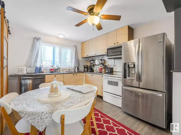 5318 52 AV, Wetaskiwin, AB T9A 0X7