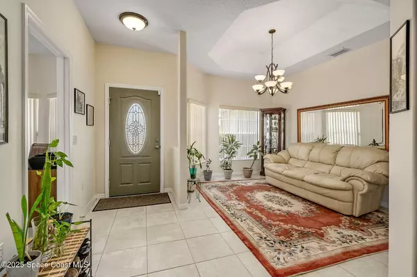 975 Walden BLVD SE, Palm Bay, FL 32909