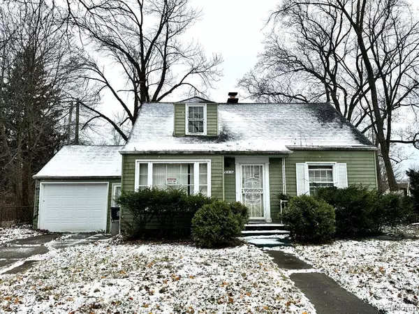 2415 W DAYTON Street, Flint, MI 48504