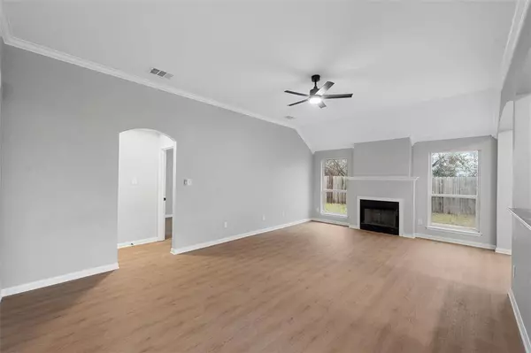 10140 Bunting Drive, Waco, TX 76708