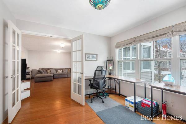 3362 Pine Meadow SE Drive #202, Grand Rapids, MI 49512