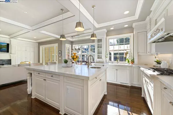 2951 Sorano Ct, Pleasanton, CA 94566