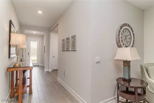 2995 Apple Blossom DR, Alva, FL 33920