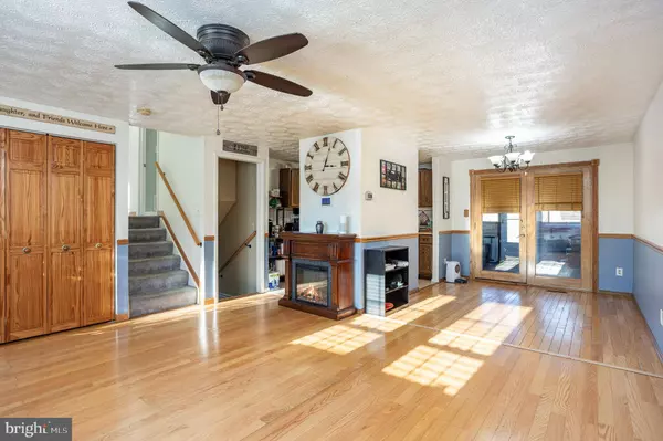 631 FUSELAGE AVE, Baltimore, MD 21221