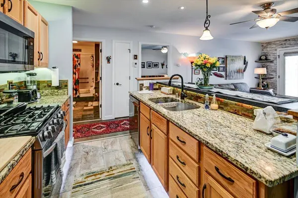 277 S Franklin Street #8, Verona, WI 53593