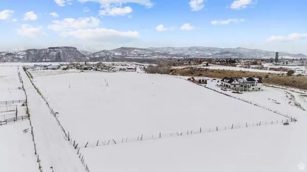 200 E COUNTRY LN, Francis, UT 84036