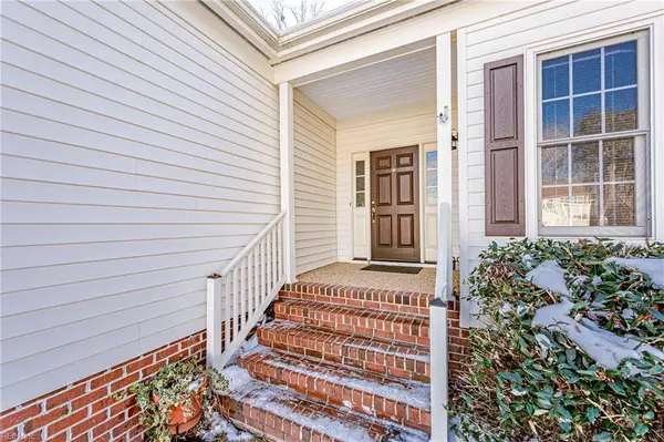 3712 Mulberry LN, Williamsburg, VA 23188