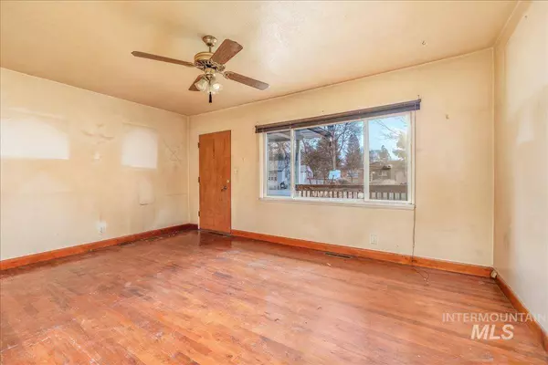 2709 N Woody Dr, Boise, ID 83703