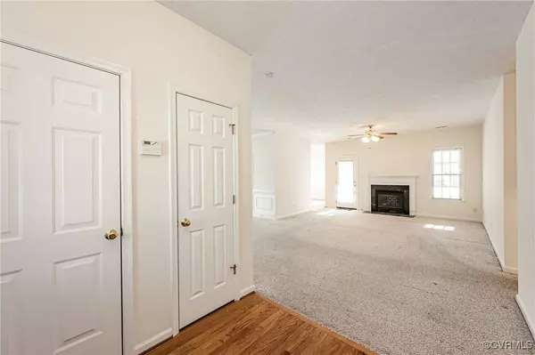 3712 Mulberry LN, Williamsburg, VA 23188