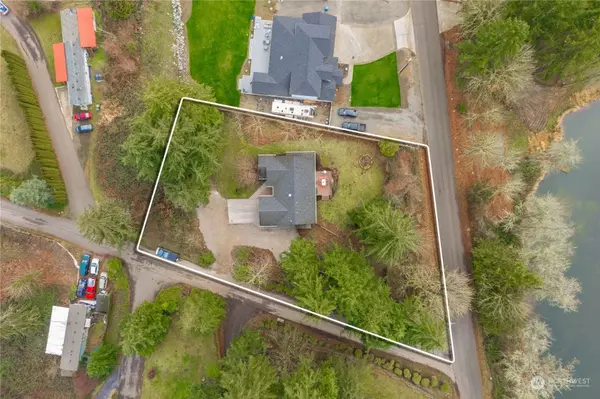 19502 6th Street Ct E, Lake Tapps, WA 98391