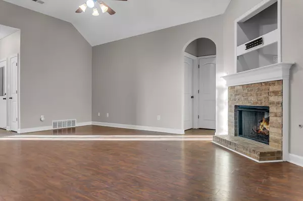 1172 CASENTINO ST, Memphis, TN 38018